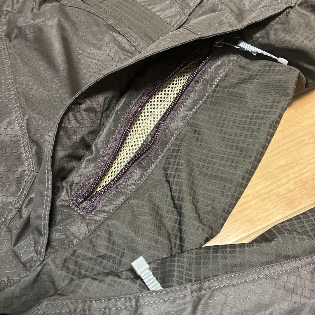 未使用　Helly Hansen スノーボードパンツ ダークブラウン