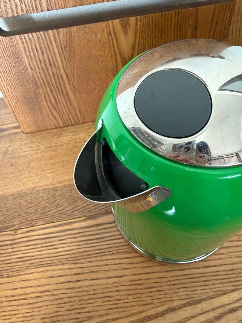 DeLonghi kMix デロンギ 電気ケトル グリーン