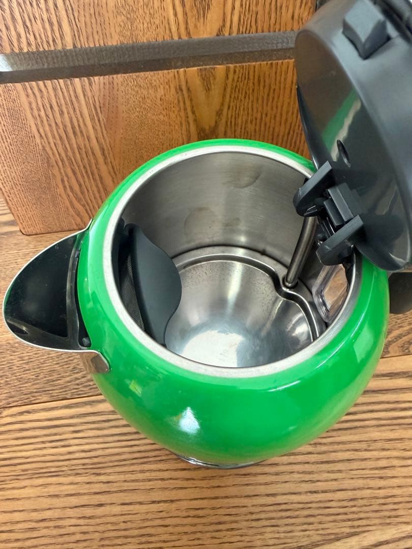 DeLonghi kMix デロンギ 電気ケトル グリーン