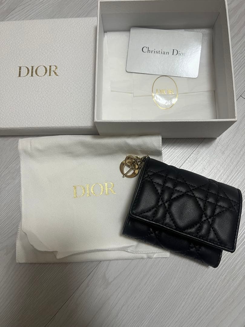 Lady Dior Lotus ウォレット　ディオール　お財布