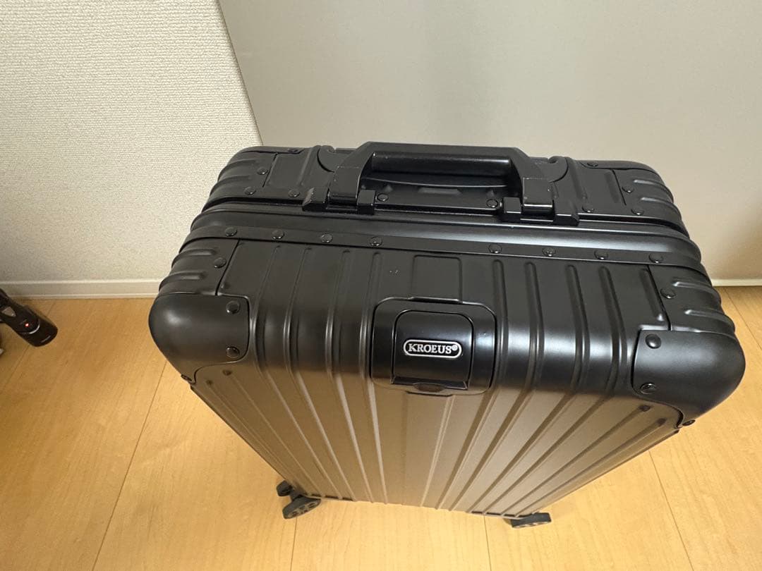 新品未使用！クロース　オール・アルミ合金 スーツケース