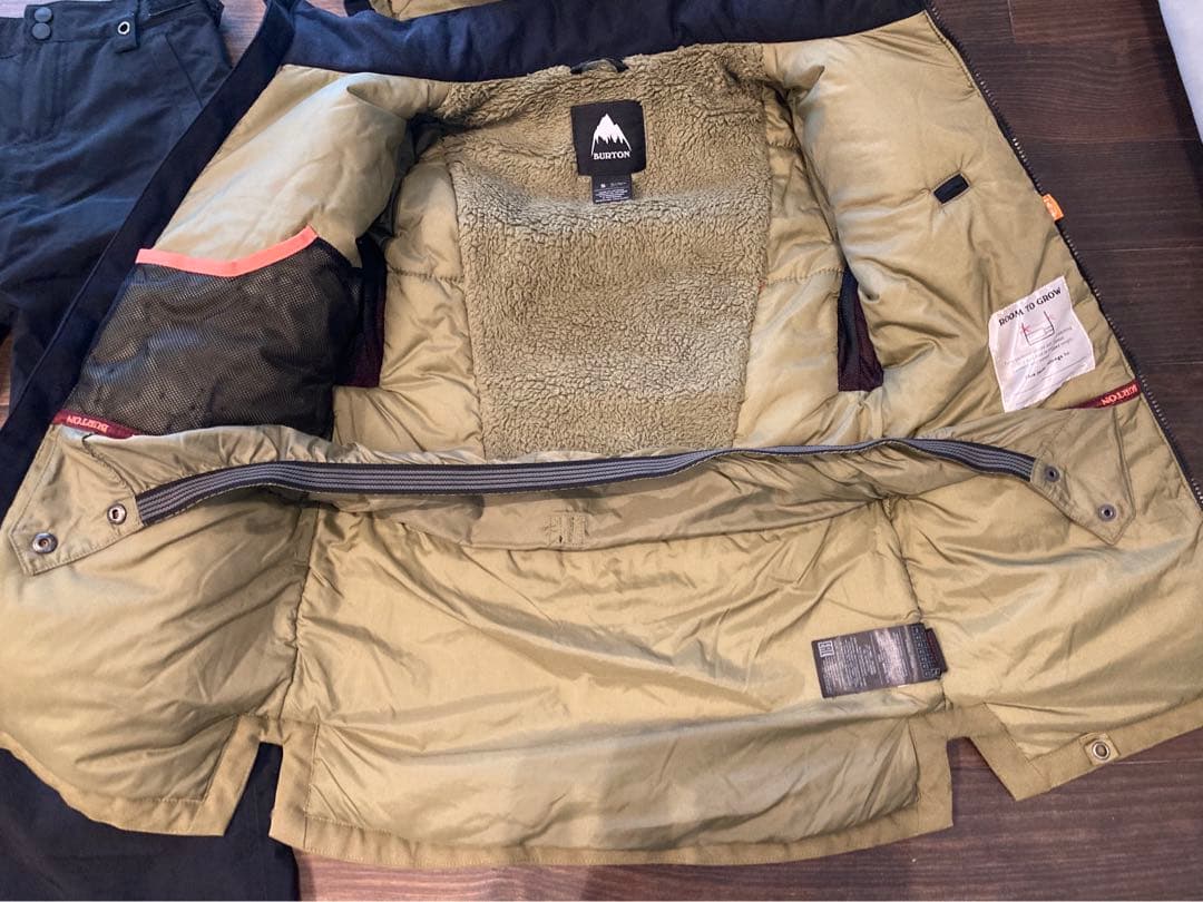 Burton スノーボードウェア　上下セット　ジュニア　キッズ　S サイズ