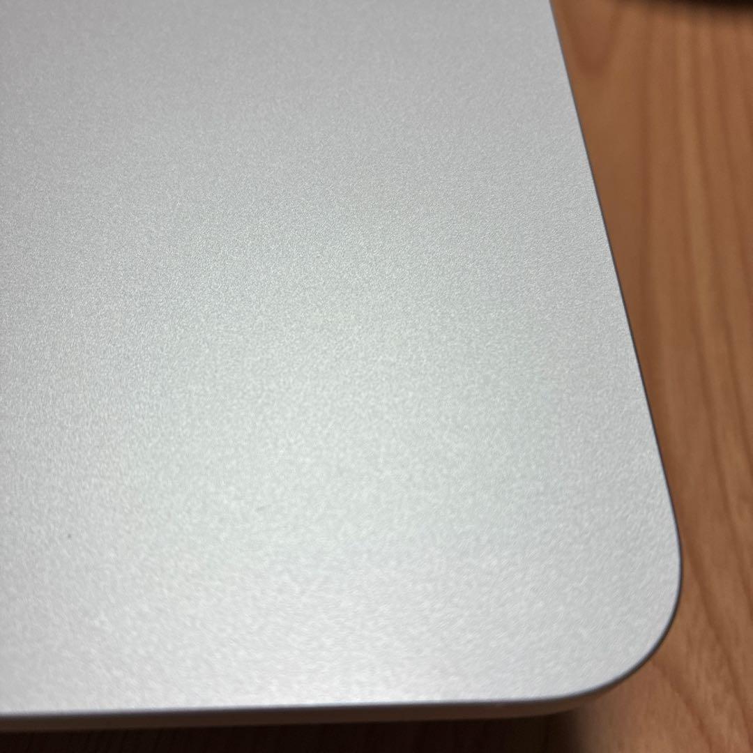 iPad 第10世代64GB Wifi モデル 限定デザインAirTag