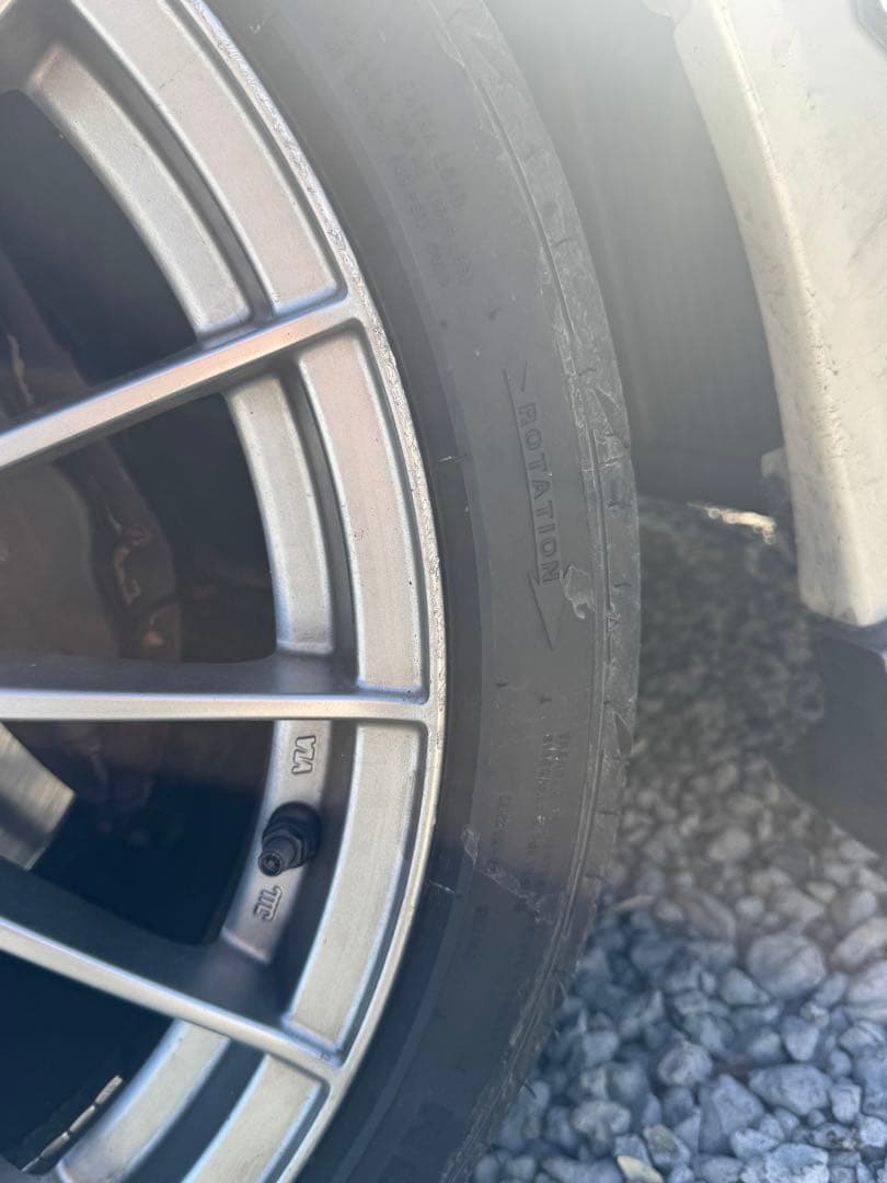 タイヤ・ホイール ENKEI RS05RR