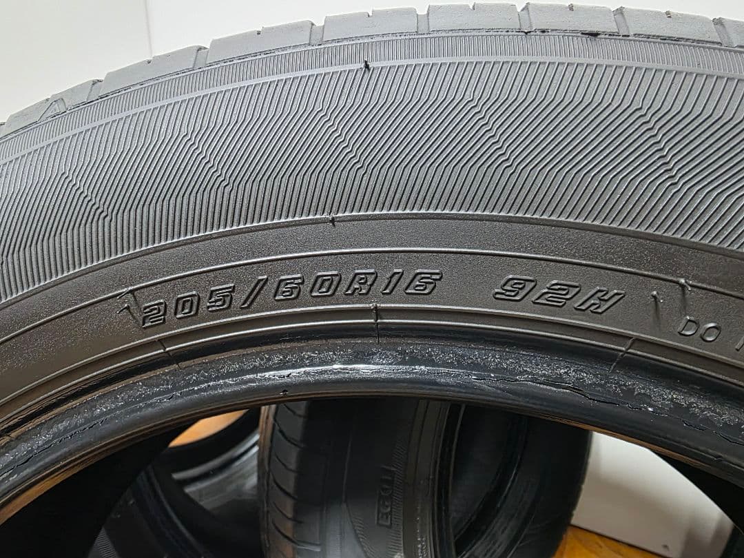 205/60R16 夏タイヤ グッドイヤー EG01