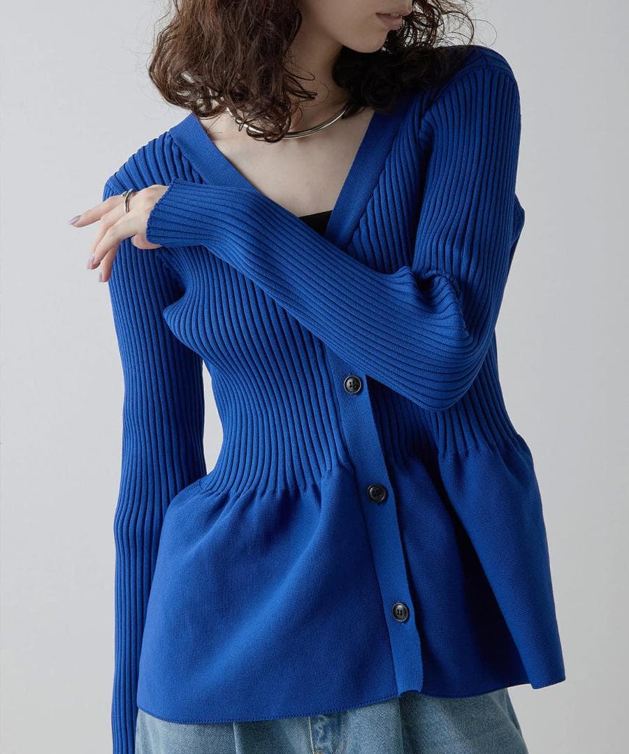 美品 24AW GALLARDAGALANTE ペプラム2WAYカーデ ブルー