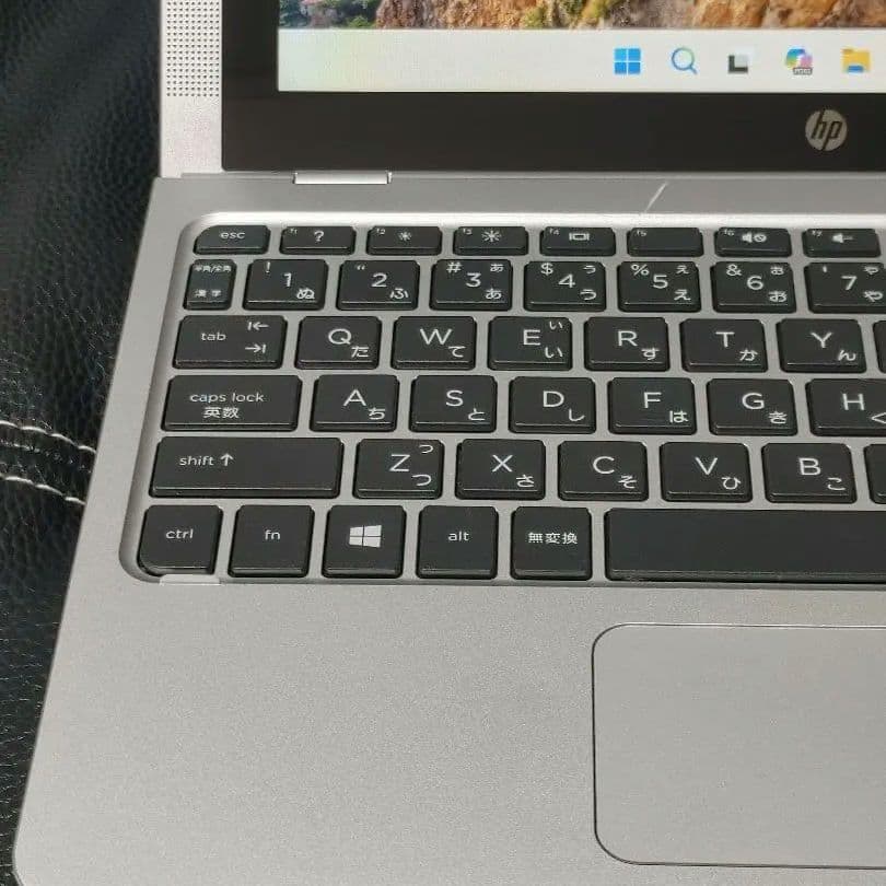 HP x2 210 G2 ★2in1タブレットPC★Windows11★4GB