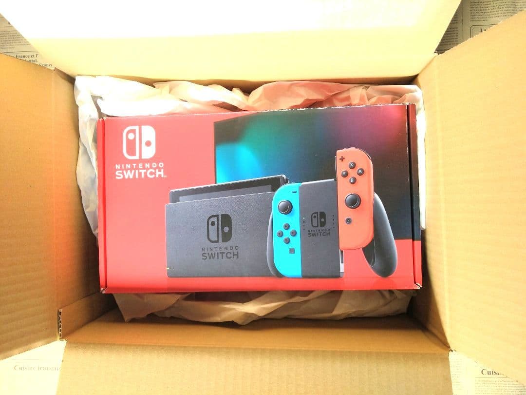 【美品】Nintendo Switch 本体 ネオンブルー/ネオンレッド