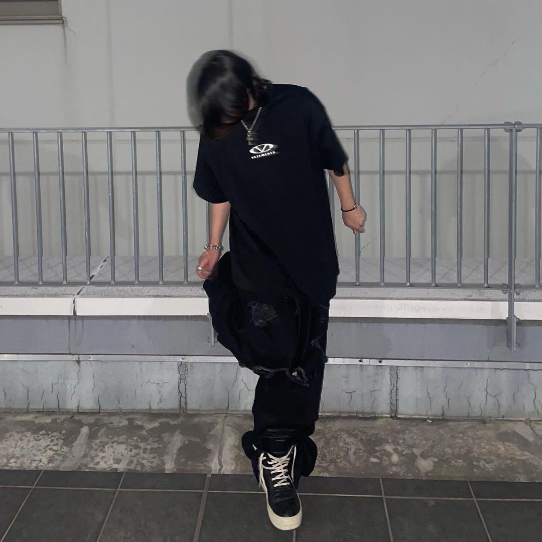 vetements oval logo Tシャツ