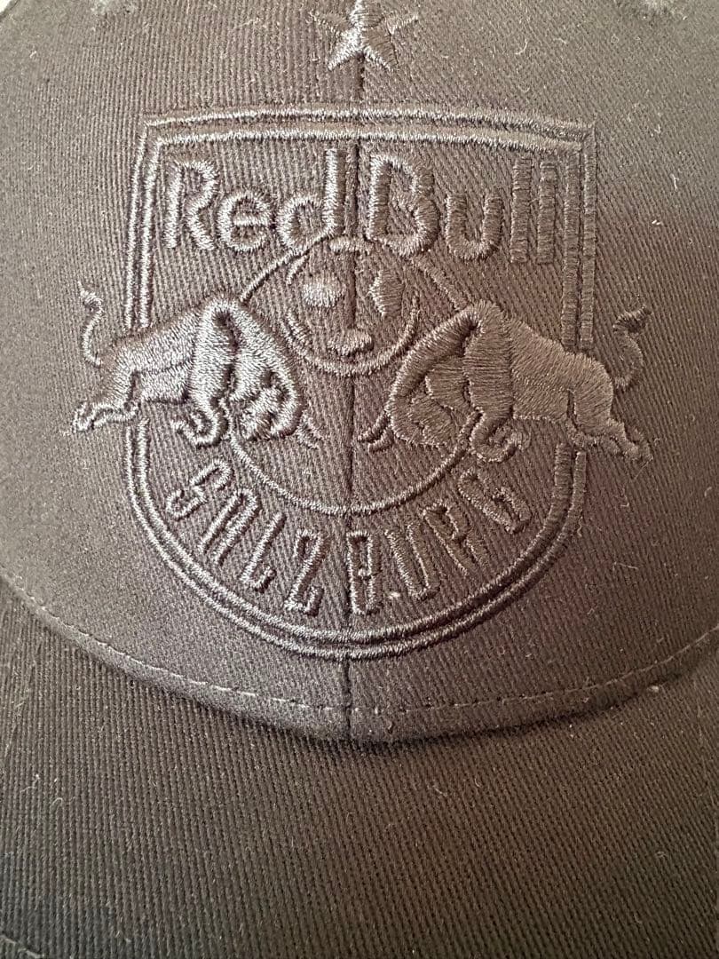【日本未発売】Red Bull World 本社限定 帽子 キャップ 黒 紙袋付