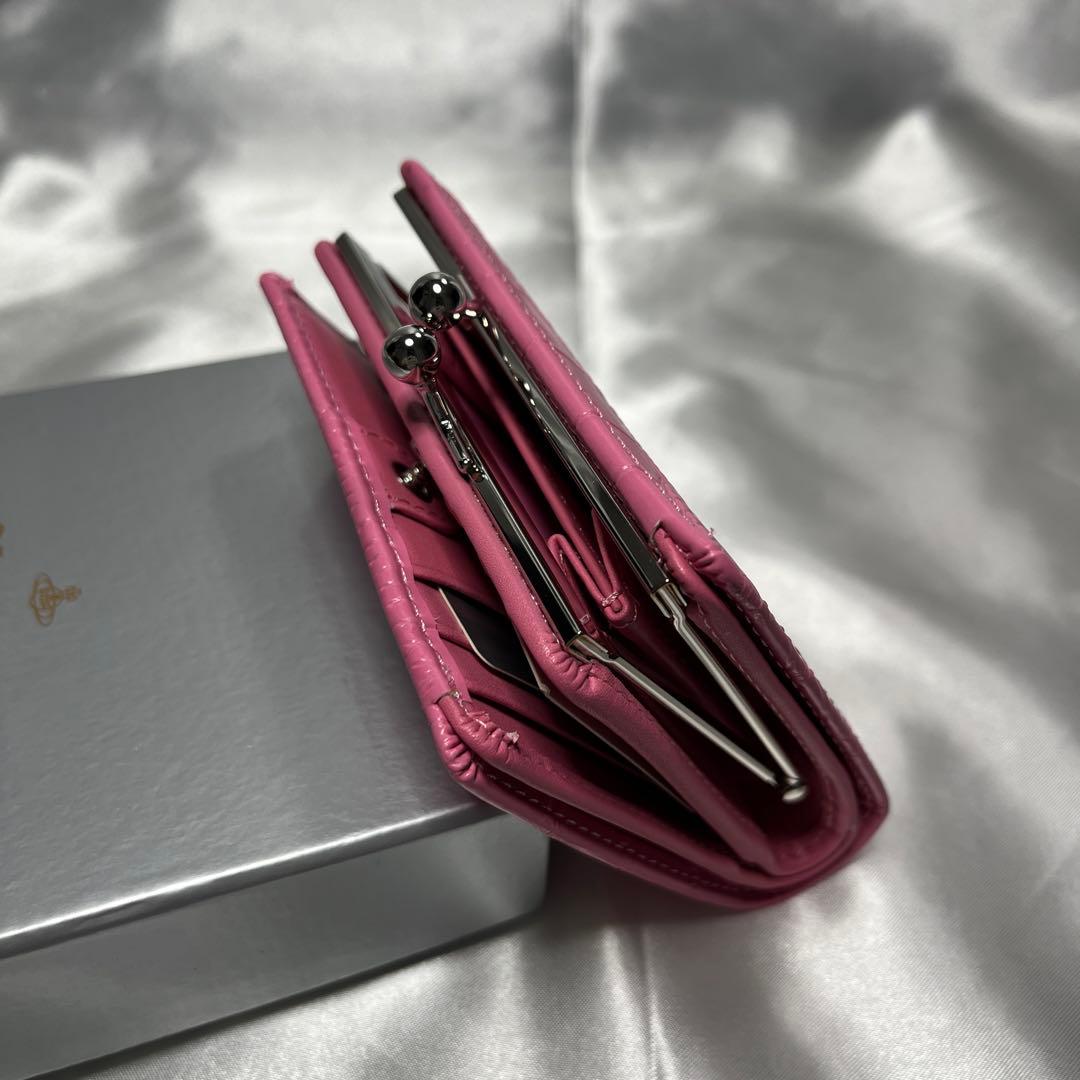 新品VivienneWestwoodピンク クロコダイル 蝶々留め 二つ折り財布