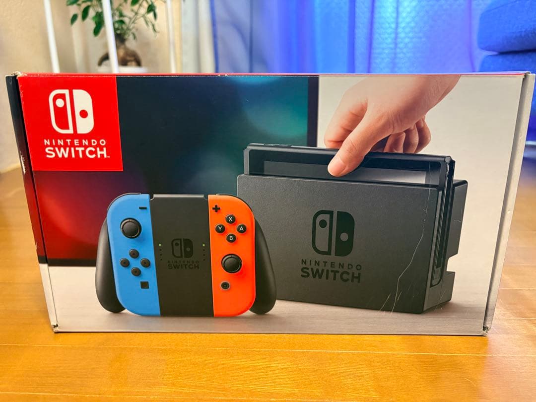 Nintendo Switch ネオンブルー・ネオンレッド　本体