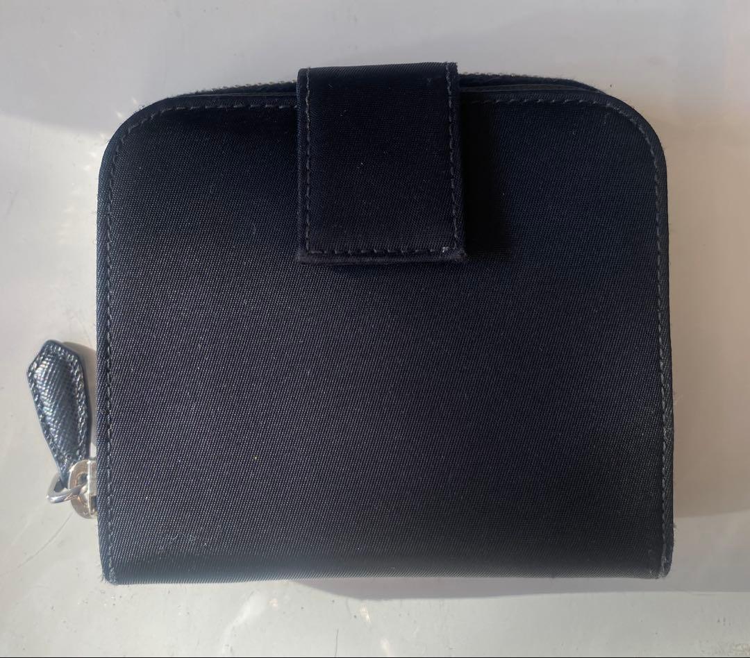 PRADA ナイロン　サフィアーノ　二つ折り財布