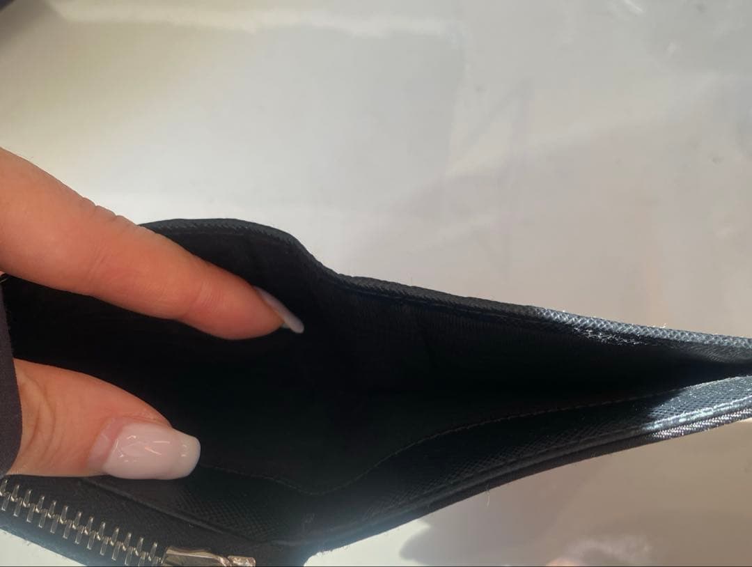 PRADA ナイロン　サフィアーノ　二つ折り財布