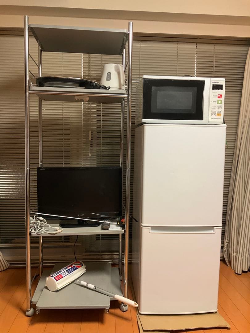 手渡し限定⭐️新生活6点セット レンジ テレビ 冷蔵庫 ホットプレート 湯沸 収納