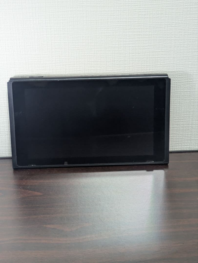【動作確認済・美品】Nintendo Switch 本体 のみ