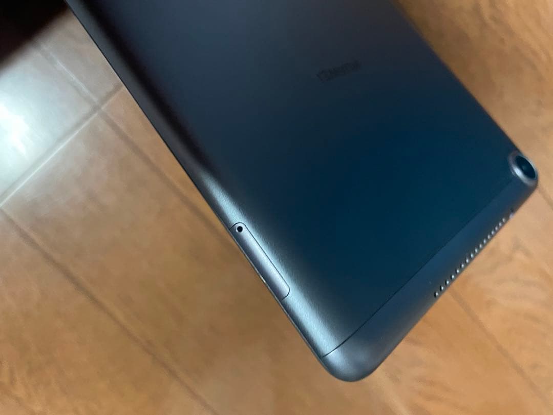HUAWEI 8インチタブレット　ケース付き