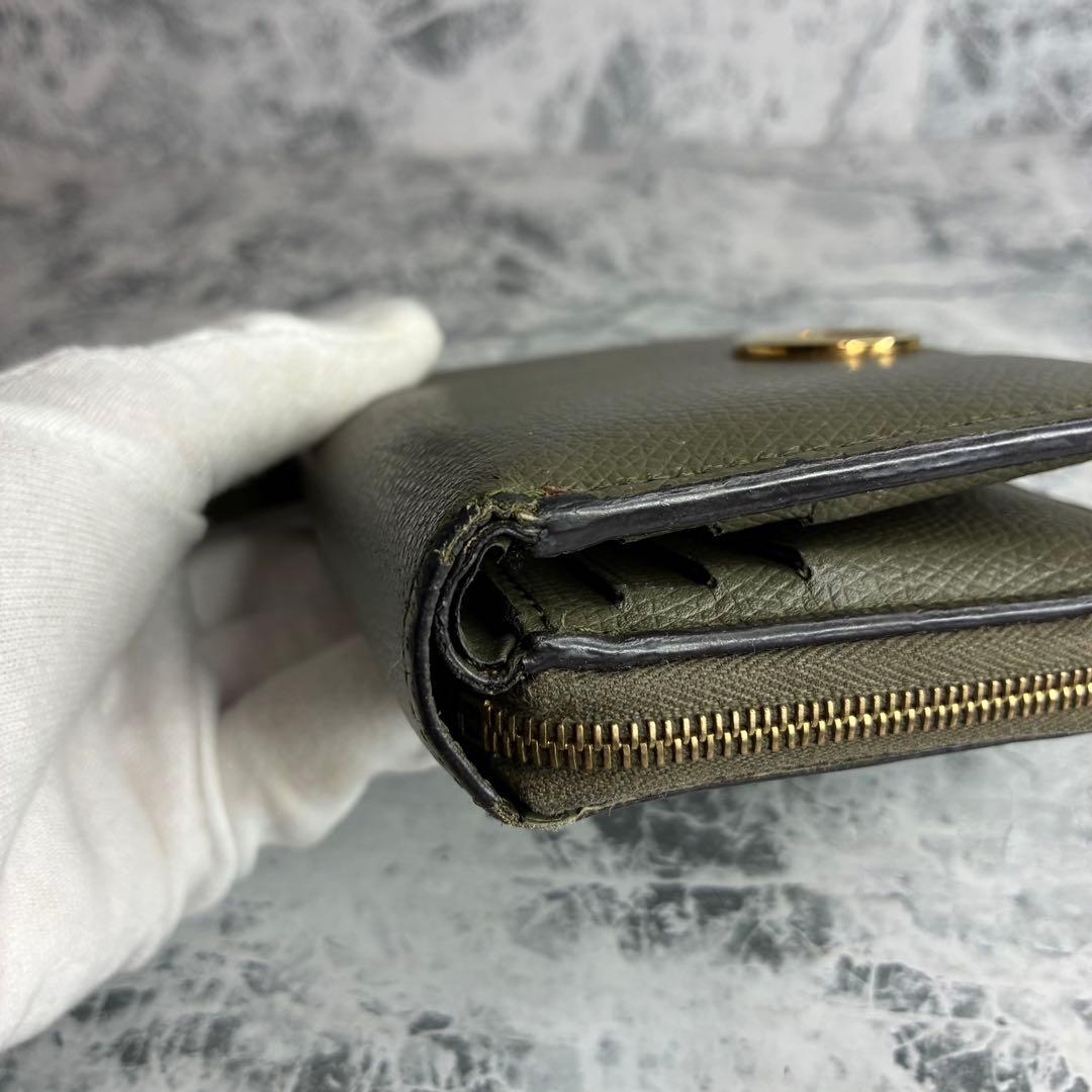 ✨FENDI✨　フェンディ　二つ折り財布　コンパクトウォレット