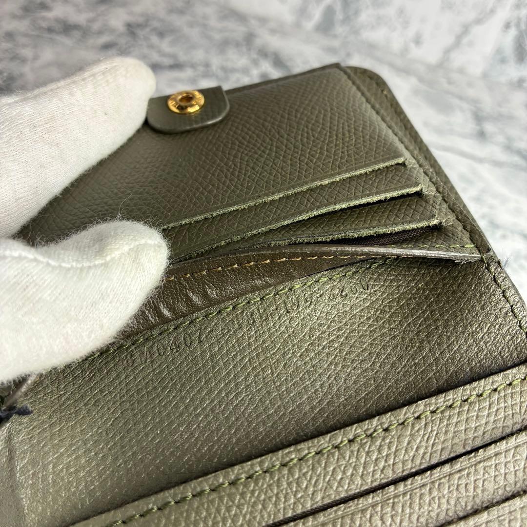✨FENDI✨　フェンディ　二つ折り財布　コンパクトウォレット