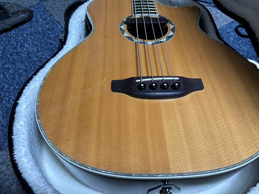 アコースティックベース　CRAFTER GAB24S/N ピックアップ交換