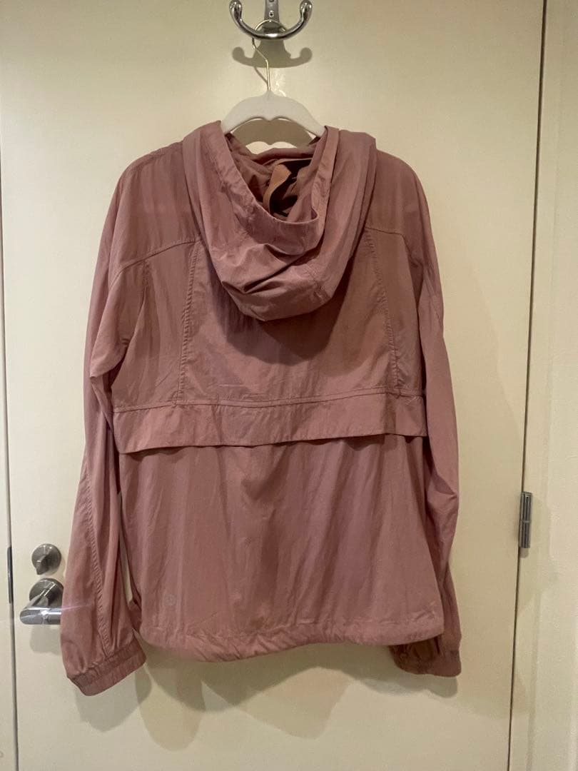 ルルレモン Hood Lite Jacket サイズ4 ピンク系