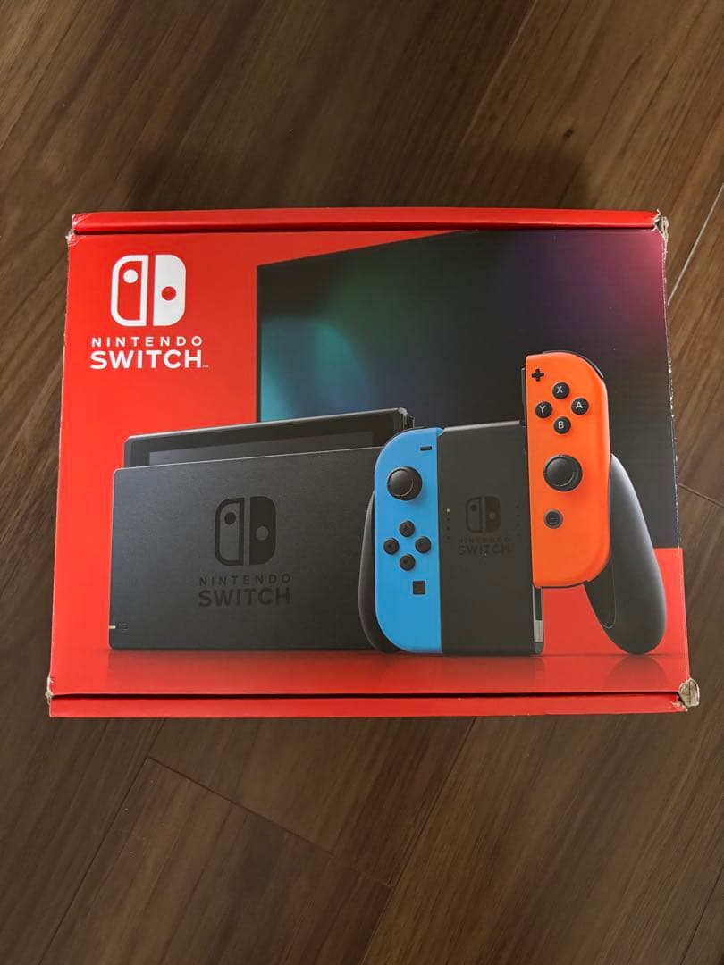 Nintendo Switch 本体 青赤ジョイコン付き　マリオカートカセット付