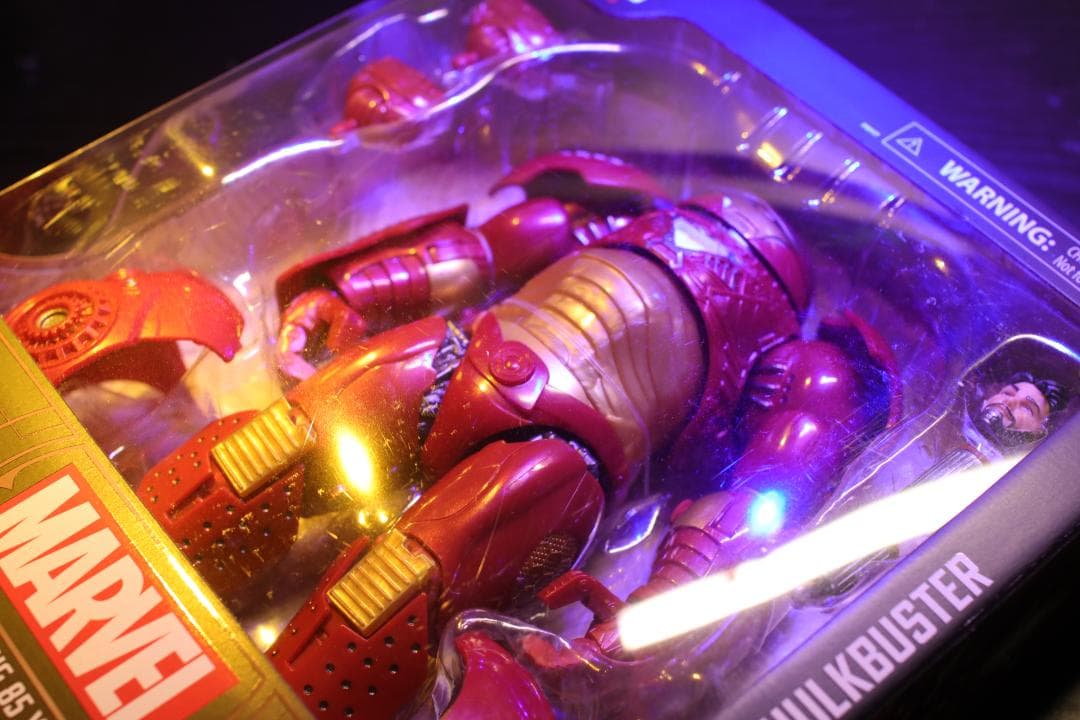マーベル・レジェンドシリーズ ハルクバスター マーベル85周年記念23cm!