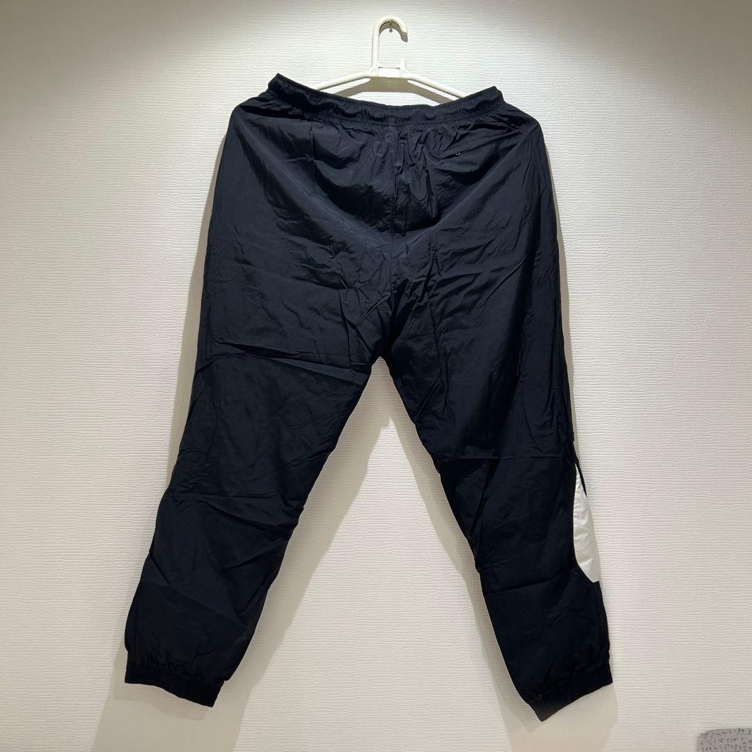 Nike ビッグスウォッシュ　ウーブンパンツ