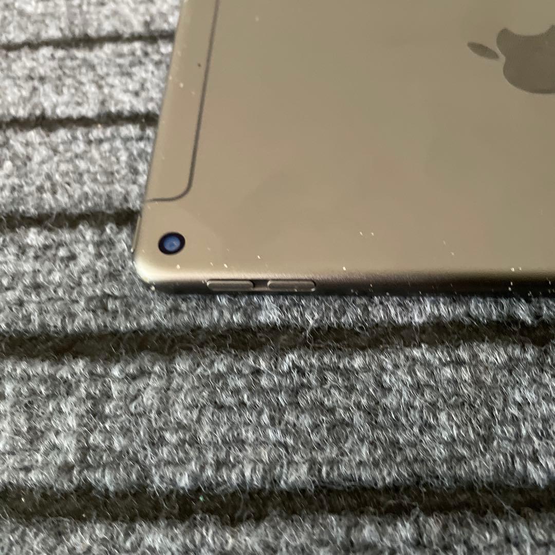 194 iPad mini5 5世代 64GB SIMフリー スペースグレイ