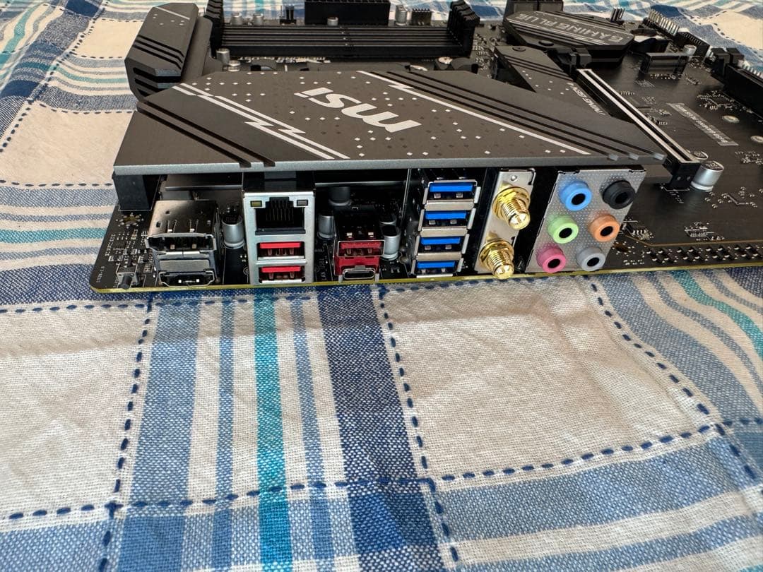 MSI B650 GAMING PLUS WIFI マザーボード 箱 AM5