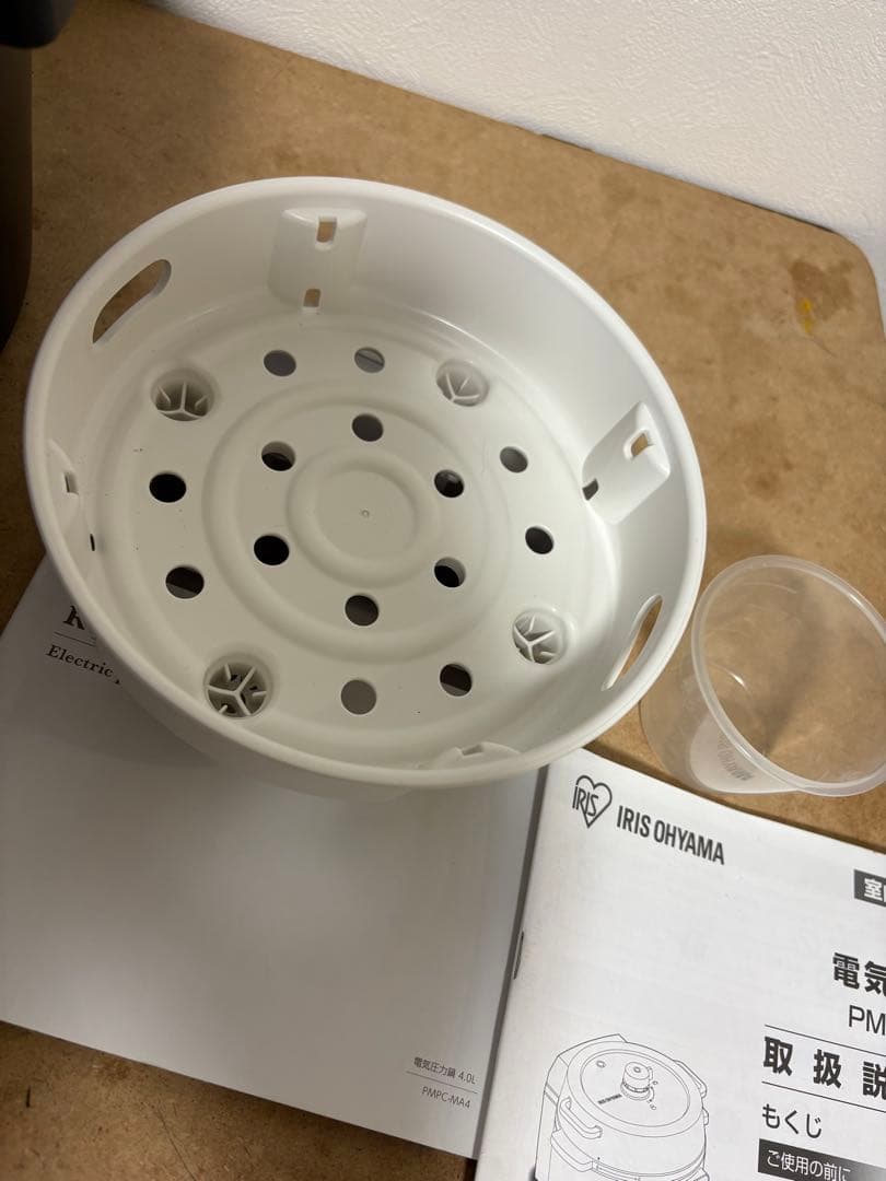 【美品】アイリスオーヤマ 電気圧力鍋 4L 低温調理 ブラック PMPC-MA4