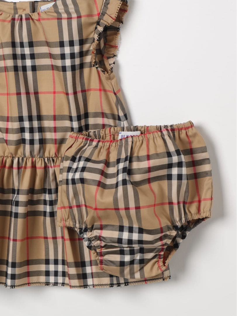 未使用　BURBERRY ベビー ワンピース　パンツ　セットアップ86cm