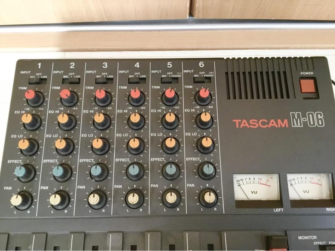 TASCAM タスカム ミキサー アナログミキサー M-06