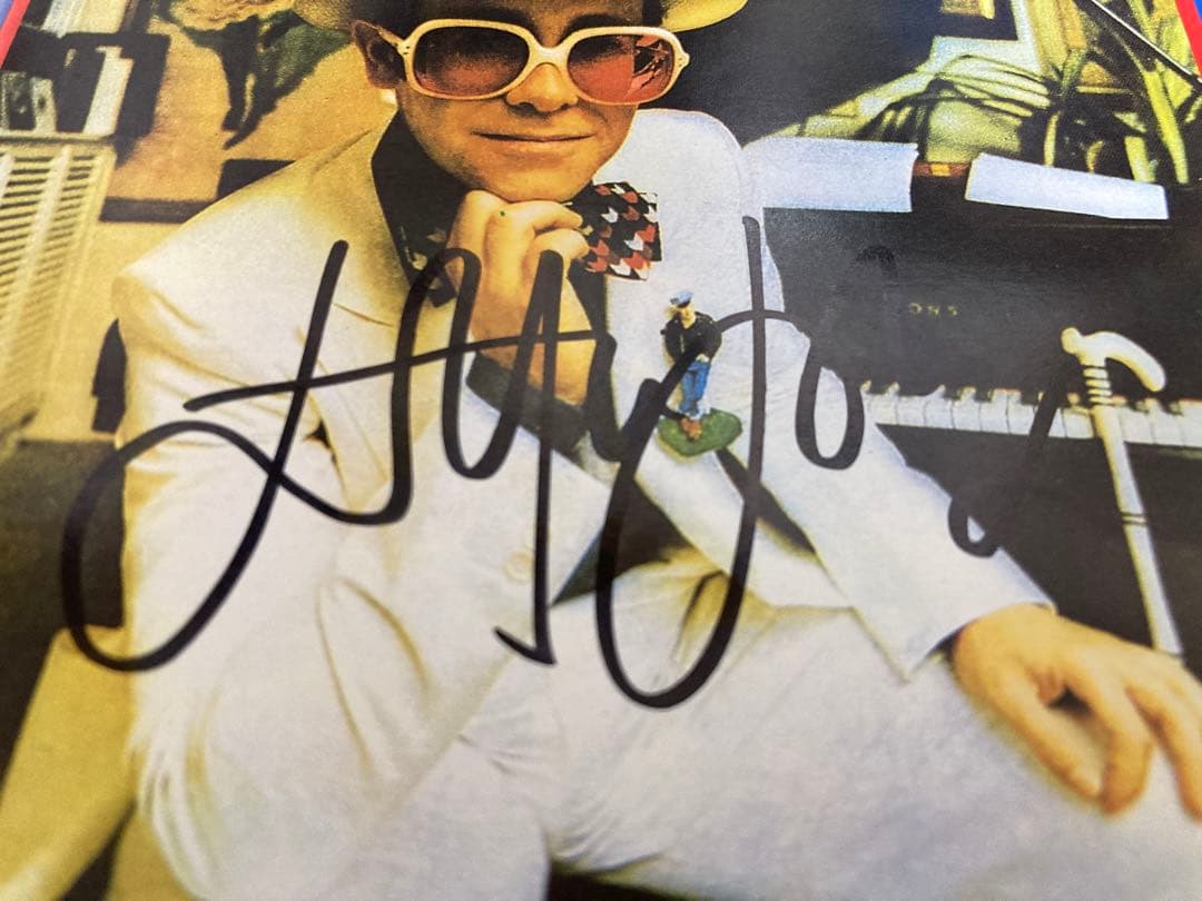 レア　エルトンジョン 直筆サインCD elton john greatest