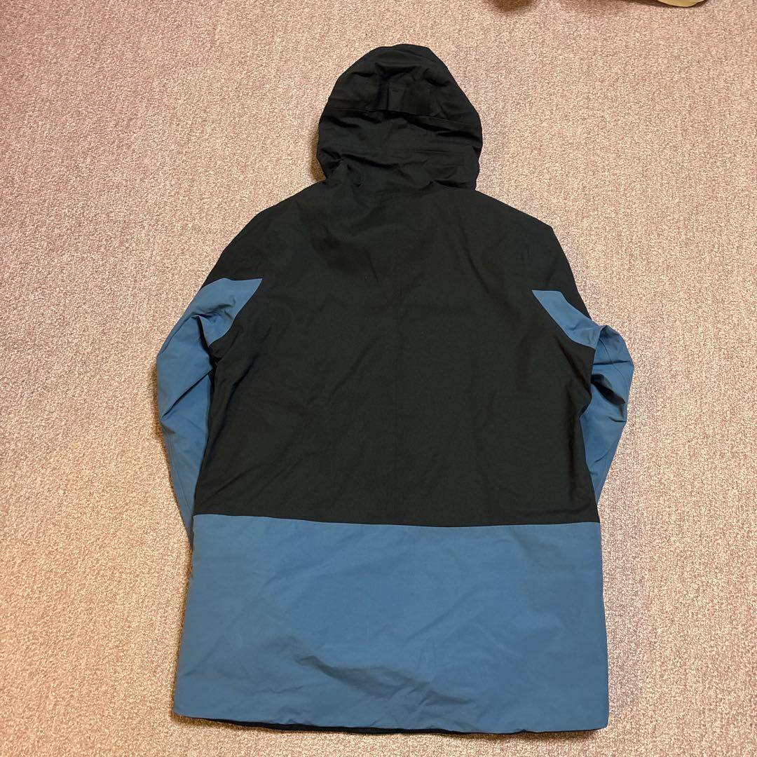 686 シックスエイトシックス GORE-TEX スノーボードジャケット　M