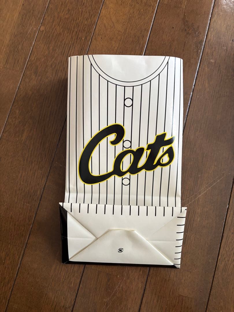 木更津キャッツアイ　ワールドシリーズ　限定ハンカチ付きコンボセット