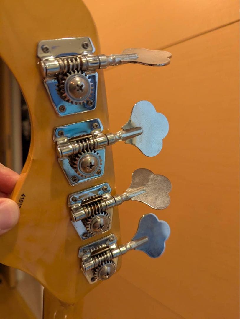 ベース S.Galaner Bass guitar