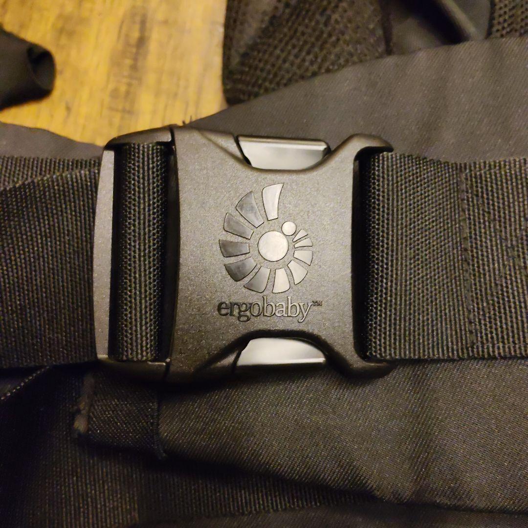 【極美品】エルゴベビー OMNI360 クールエア ブラック 抱っこ紐 収納袋付