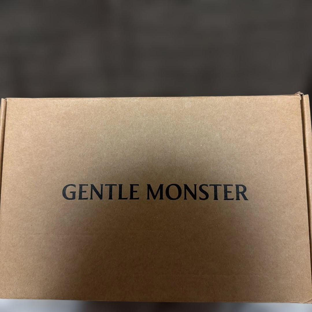 MaisonMargiela × GentleMonster MM10601