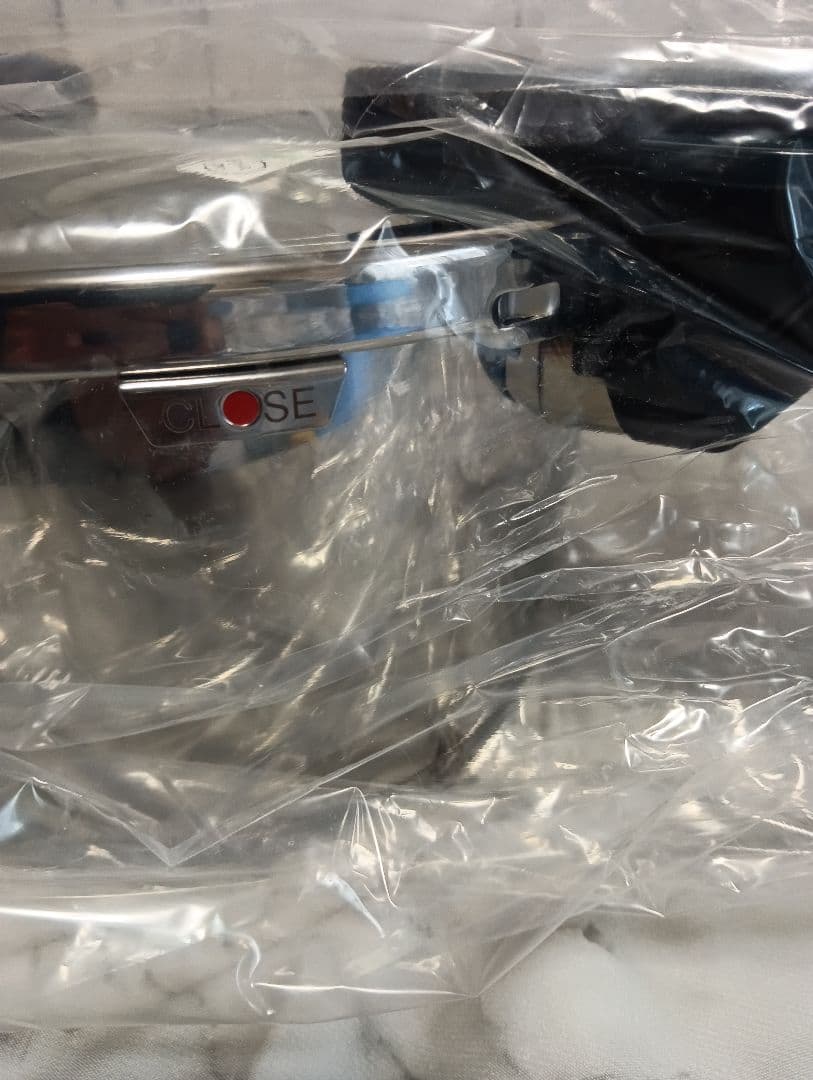 b*a様 ☆新品未使用☆Fissler Vitaquick 4.5L 圧力鍋