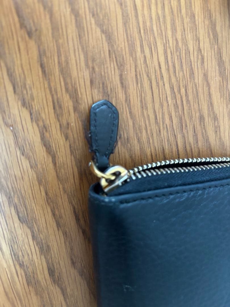 【PRADA】二つ折り財布 ヴィッテロダイノ ブラック 箱・ギャランティカード付