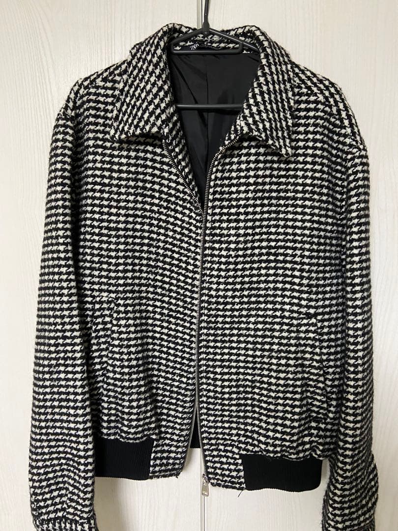 ラ*ィ様 ZARA ブルゾン XL 白黒