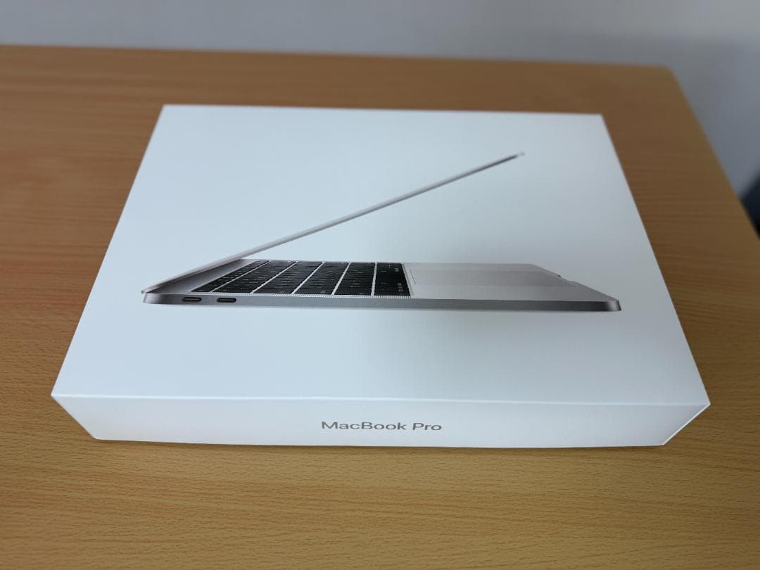 ■MacBook Pro 13インチ Thunderbolt + 純正マウス