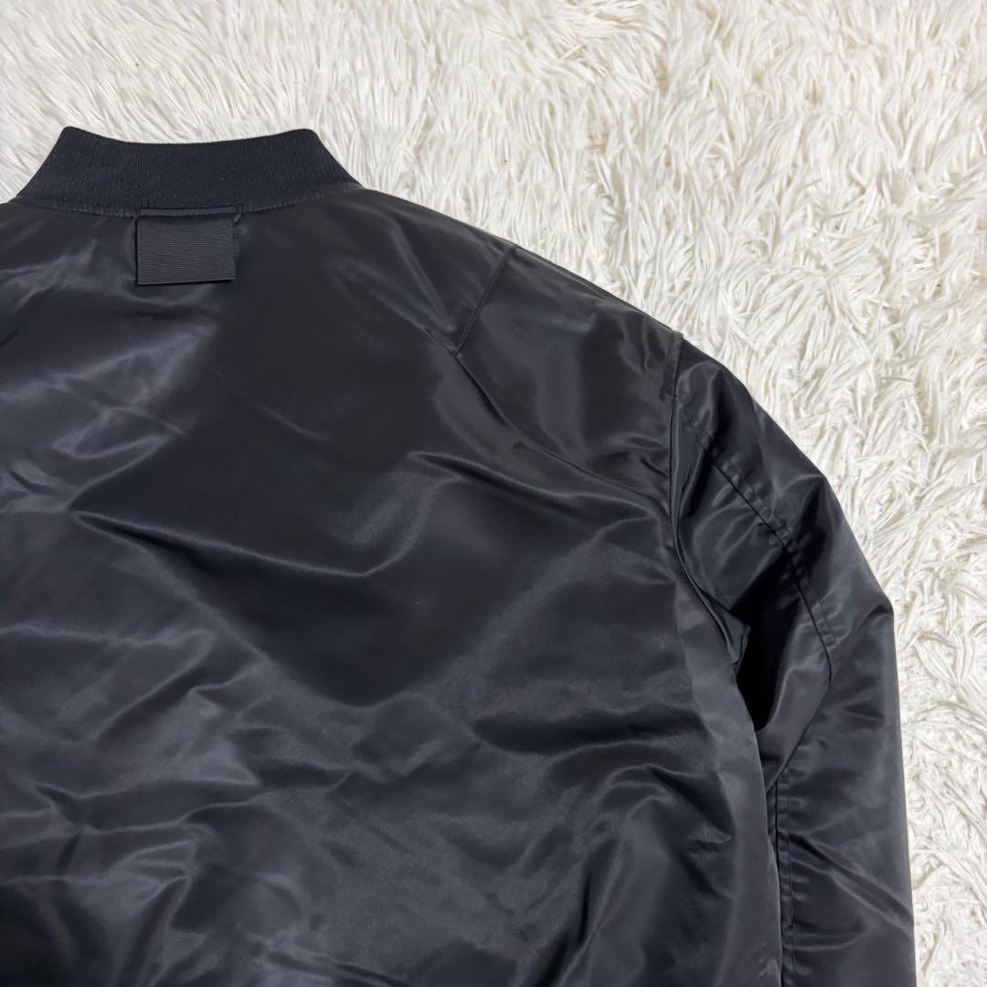 【極美品】UNIQLO +J ハイブリッドダウンオーバーサイズMA-1 Mサイズ