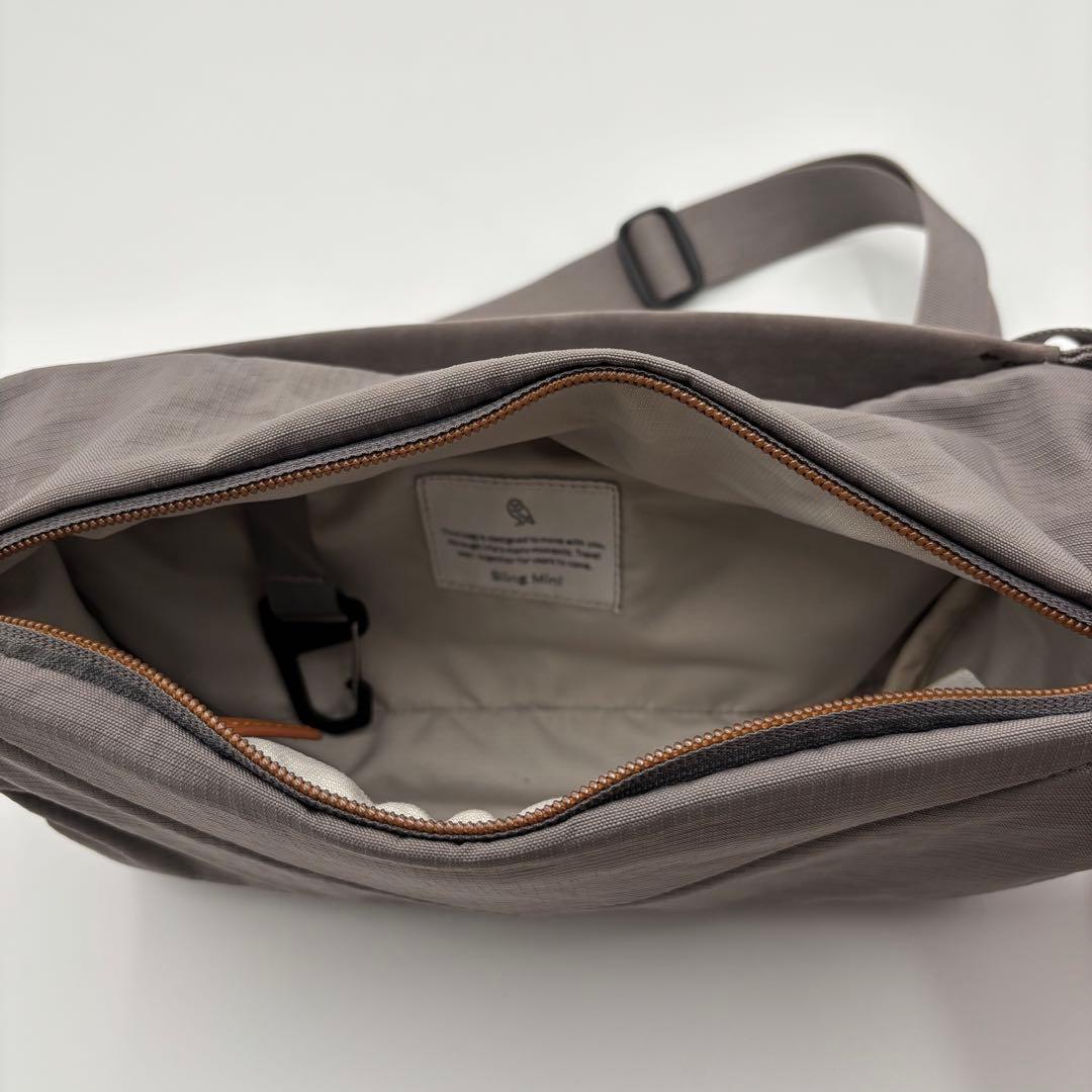bellroy ベルロイ Sling Mini Premium ボディバッグ