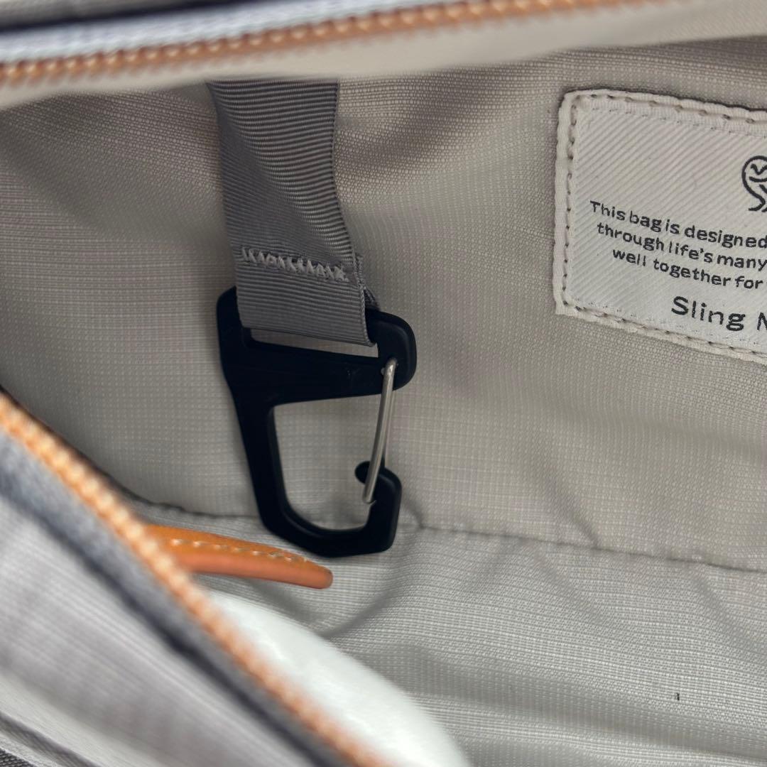 bellroy ベルロイ Sling Mini Premium ボディバッグ