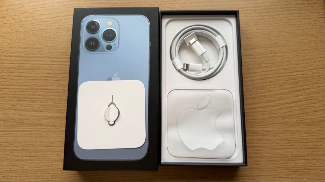 Apple iPhone 13 pro シエラブルー SIMロックなし