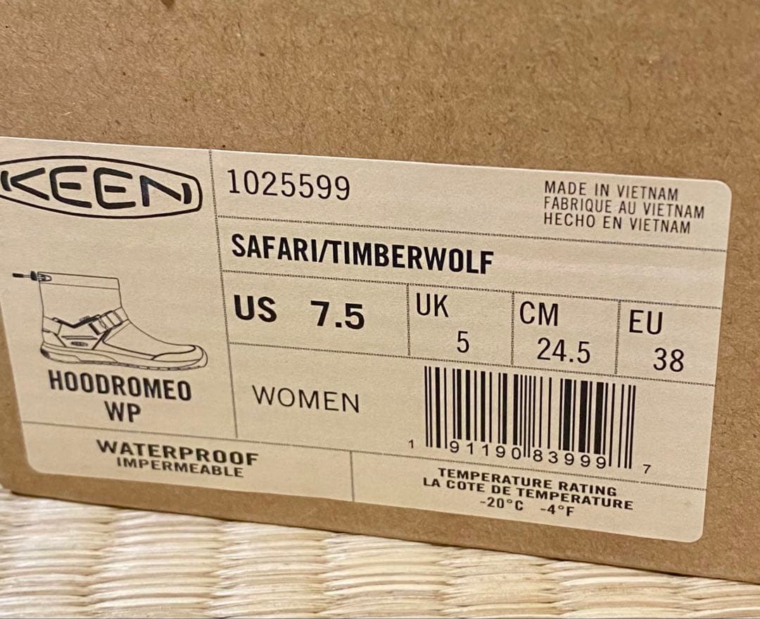 KEEN ショートブーツ