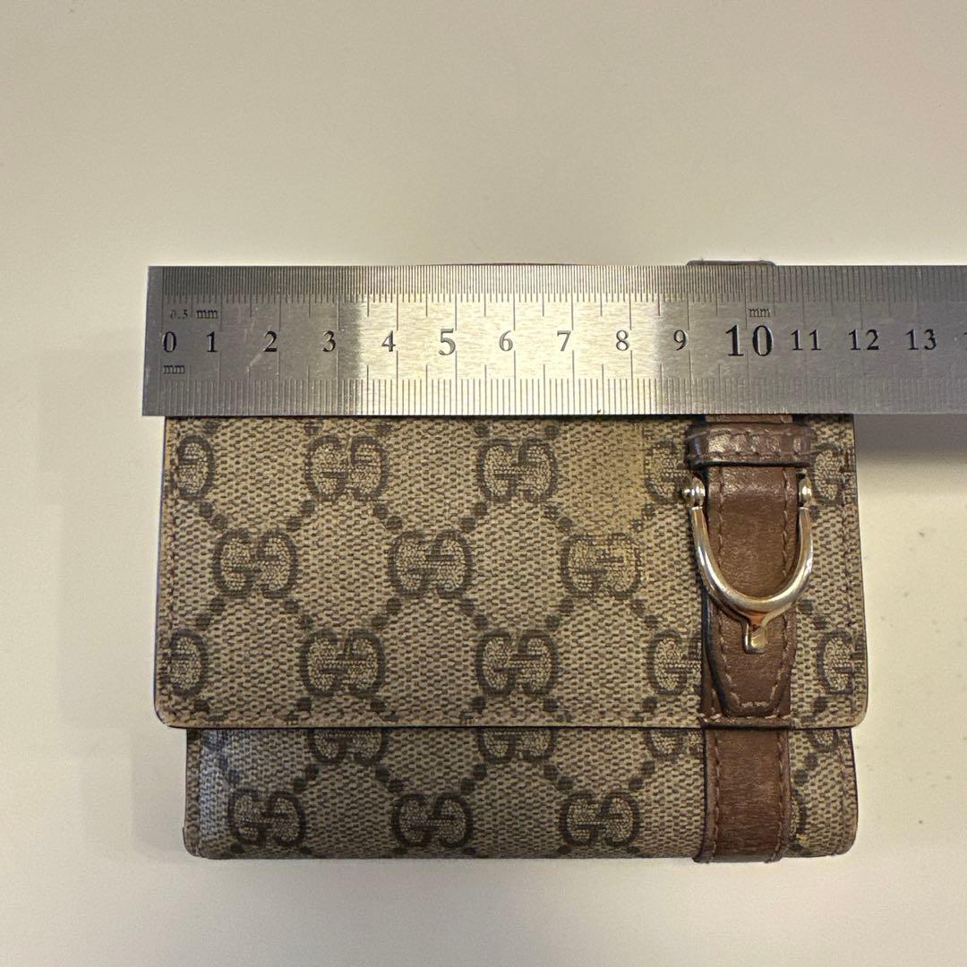 グッチ GUCCI 財布 レディース　中古　説明お読みください