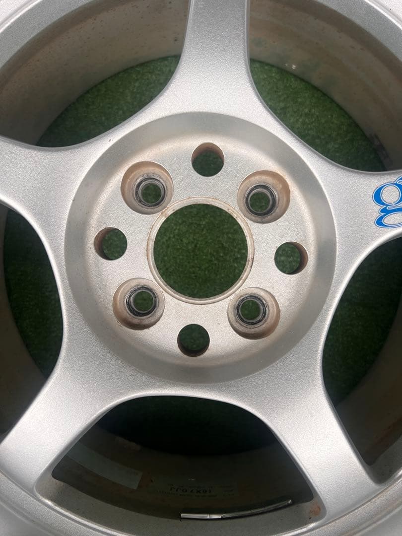 RAYS GRAM LIGHTS16x7.0J Pcd 100+42 H4 4本